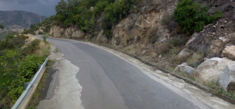Un pericoloso tratto della strada.